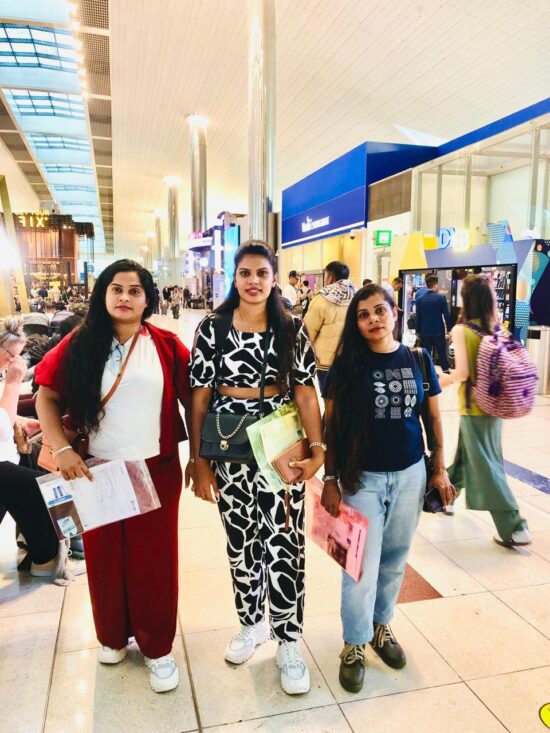 Three Brave Women come in Romania